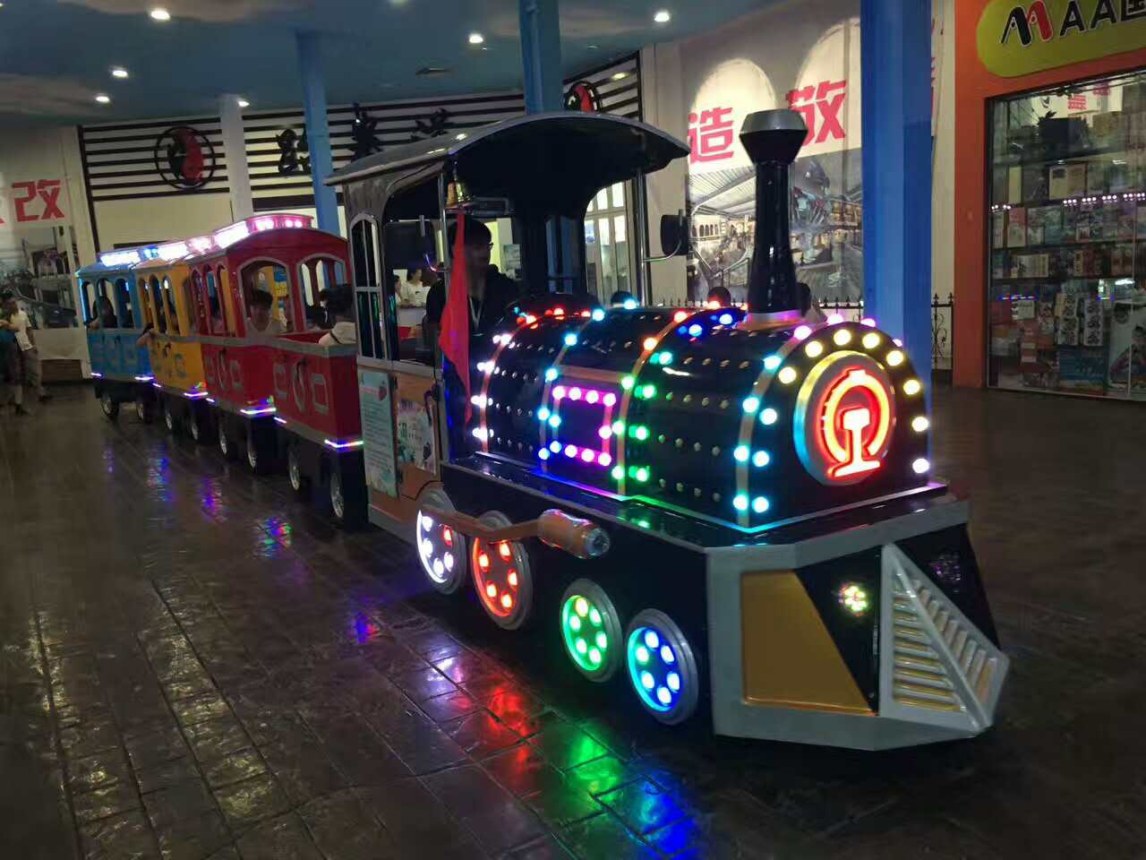 無軌觀光小火車價格，無軌觀光小火車廠家，無軌觀光小火車多少錢